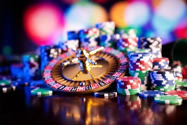 slot 999 live dealer casino table with mobile betting interface